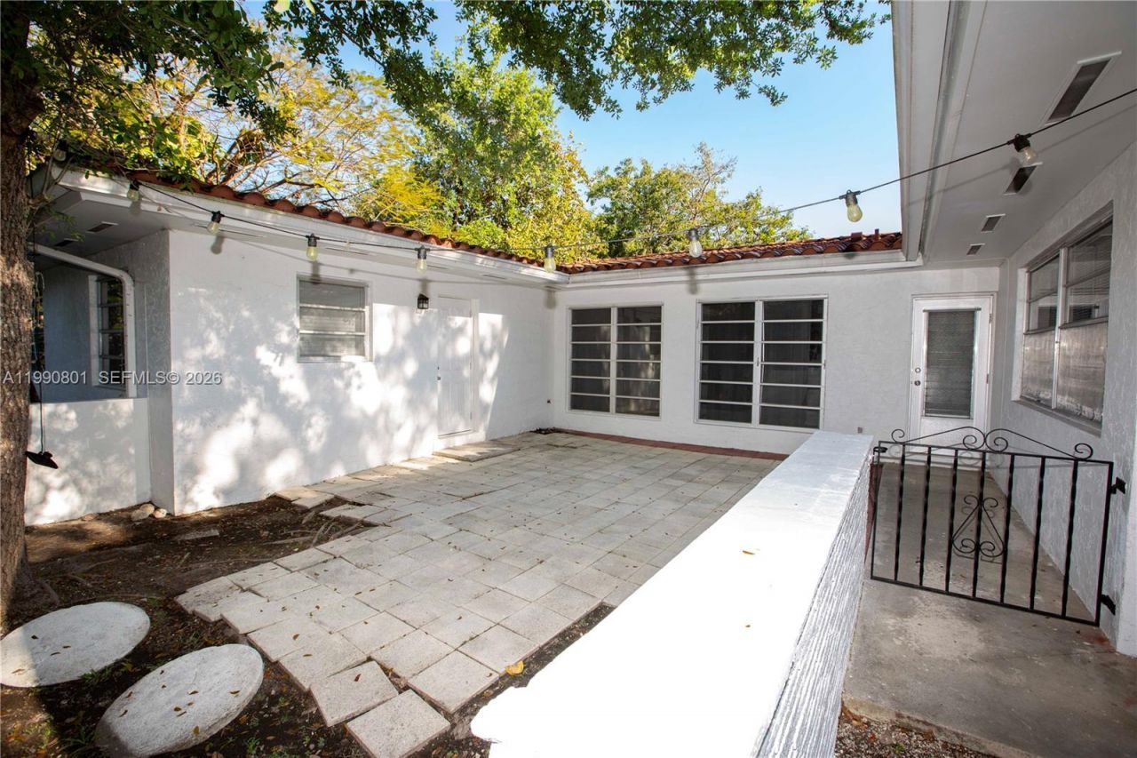 5921 Turin St, Coral Gables, FL 33146 Photo