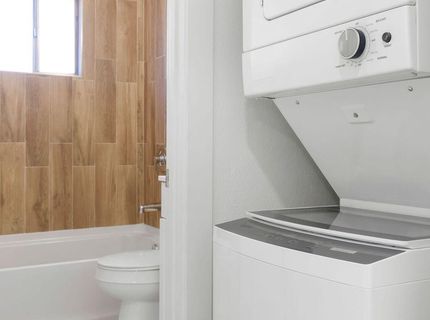 1081 Brinkby Avenue, Reno, NV 89509 Photo