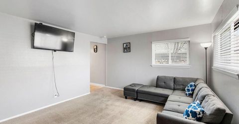 1081 Brinkby Avenue, Reno, NV 89509 Photo