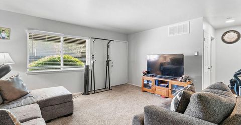 1081 Brinkby Avenue, Reno, NV 89509 Photo