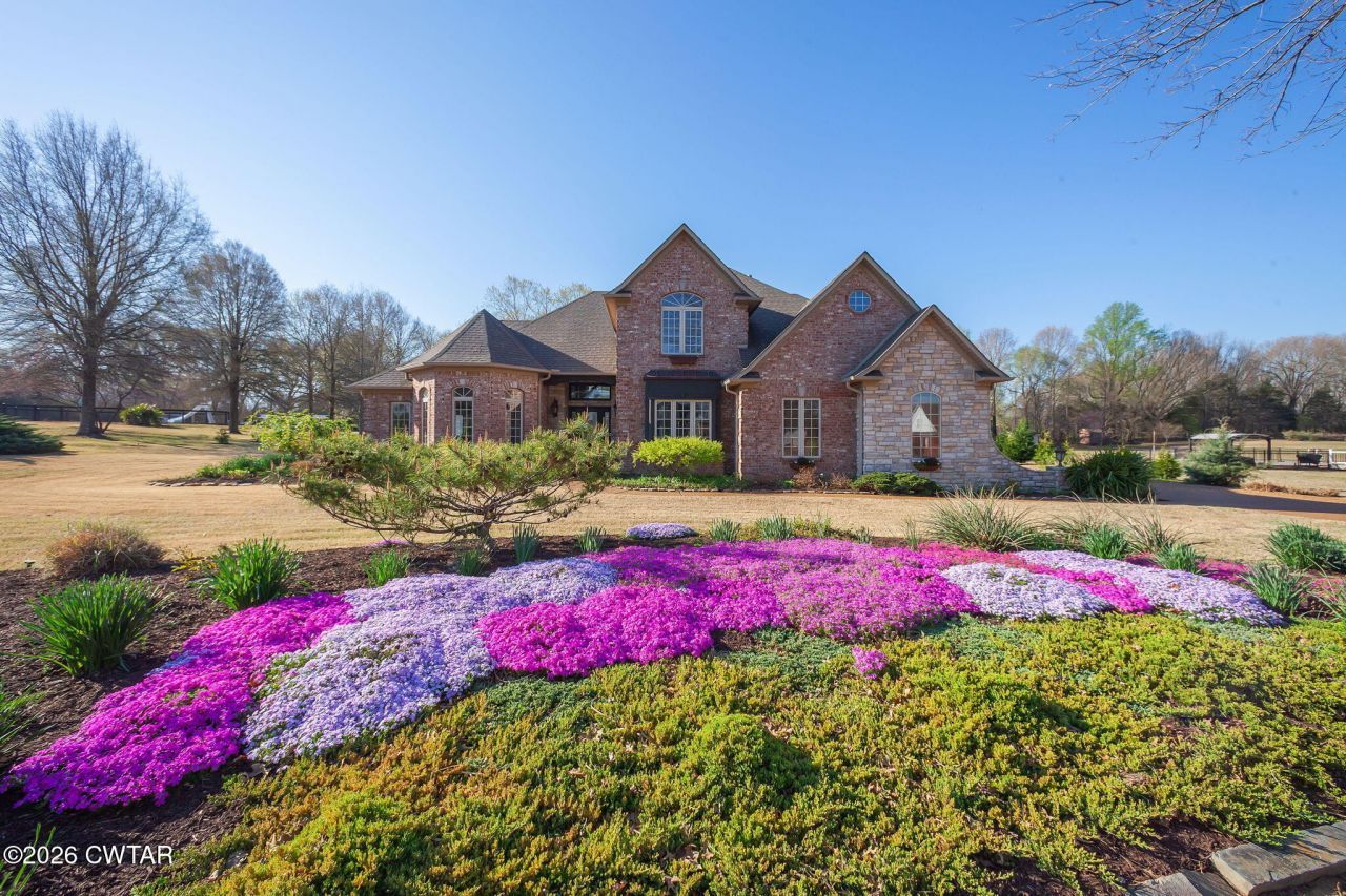 57 Rolling Oaks Drive, Humboldt, TN 38343 Main Photo