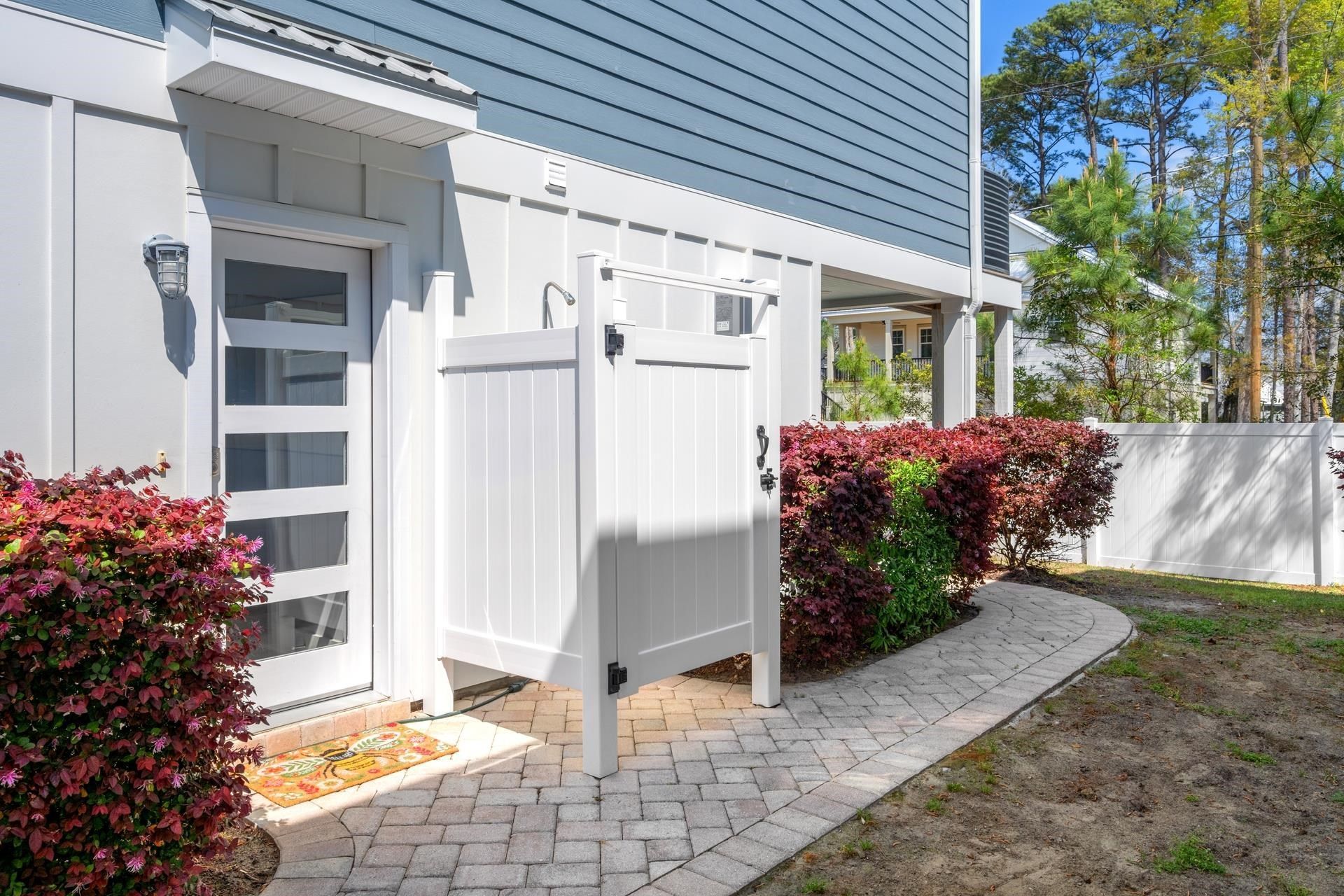 103 Clam Digger Loop Photo 31