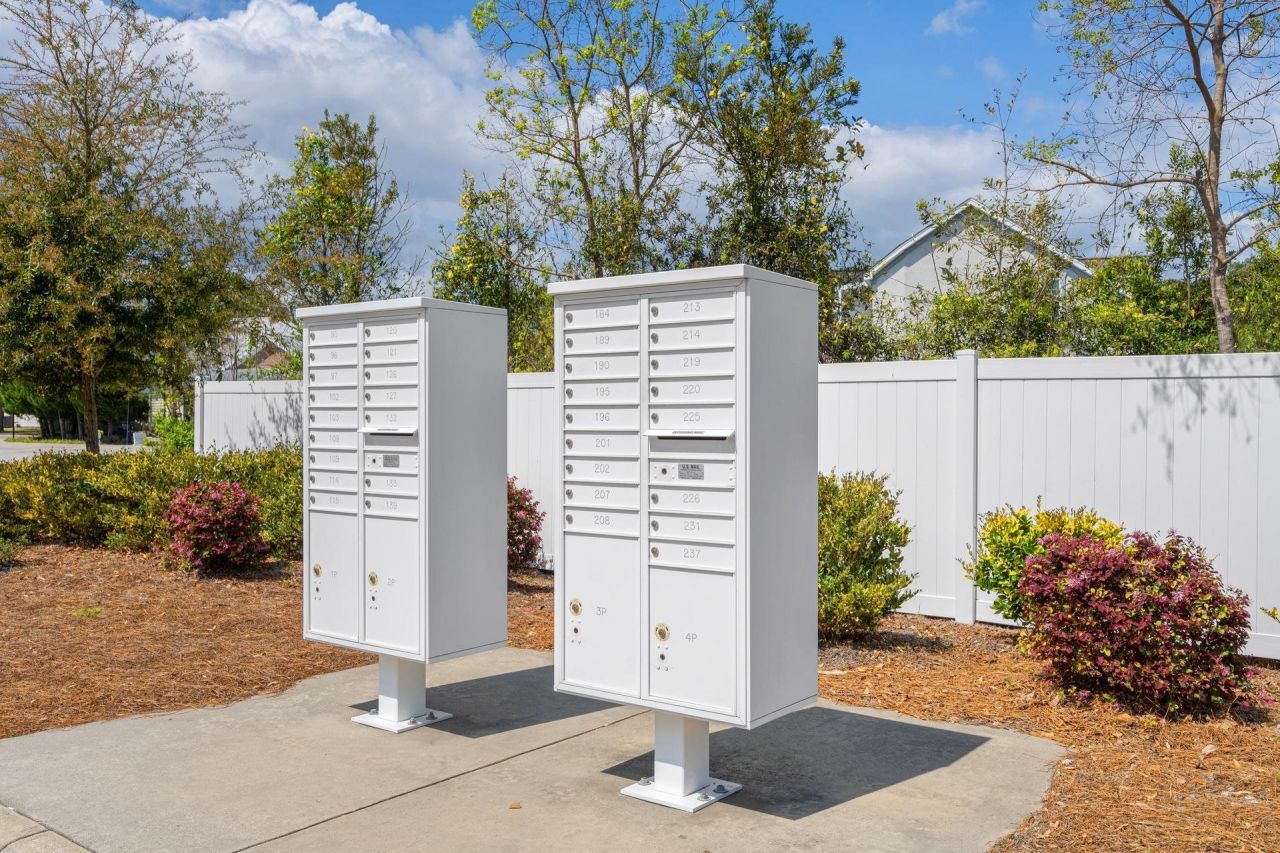 103 Clam Digger Loop Photo 37