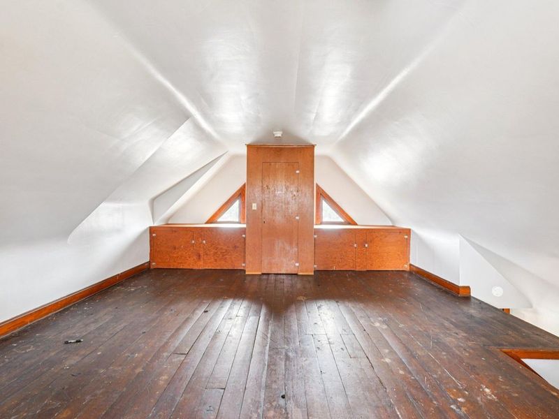 116 E Dunedin Road , Columbus, OH 43214 Photo 16