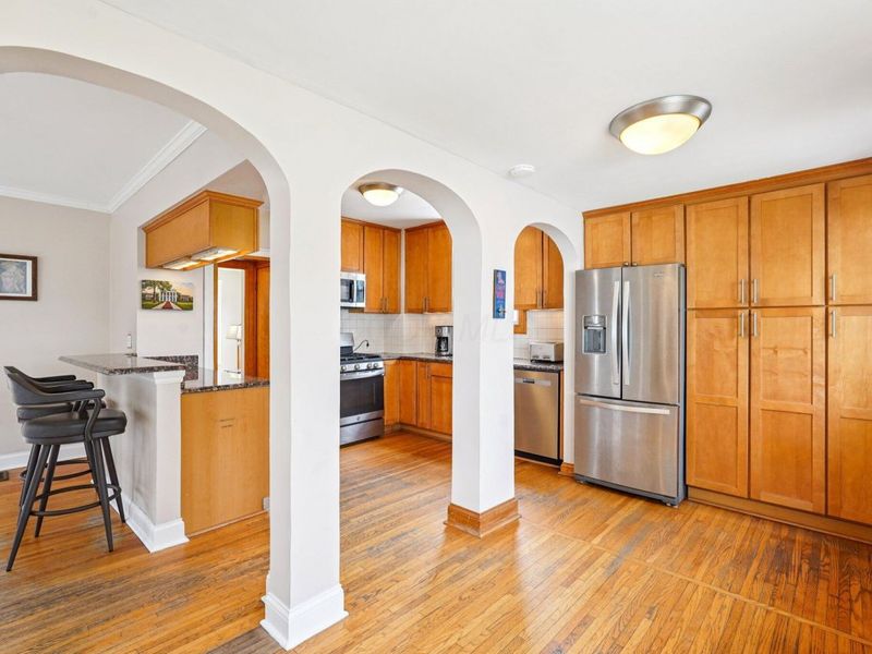 116 E Dunedin Road , Columbus, OH 43214 Photo 7