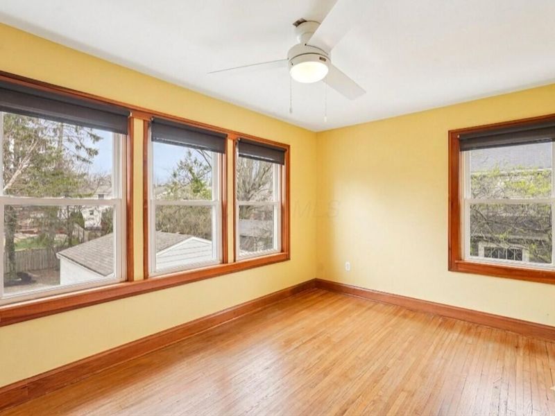 116 E Dunedin Road , Columbus, OH 43214 Photo 9