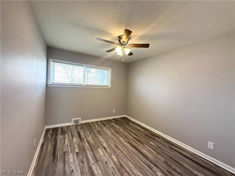 4507 E Frontenac Drive, Warrensville Heights, OH 44128 Photo 7