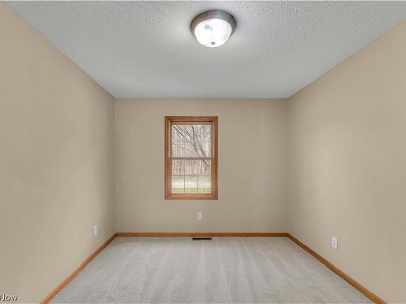 586 Abbe Road, Sheffield Lake, OH 44054 Photo 26