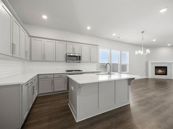 428 Waters Edge Drive, Unit 515, Hickory Creek, TX 75065