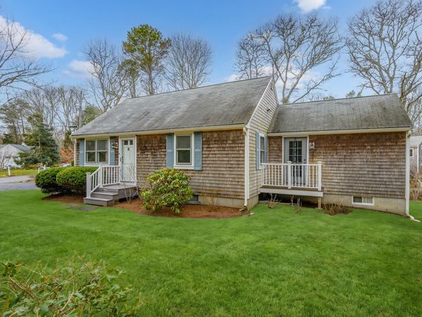 177 Bayview Circle , Osterville, MA 02655