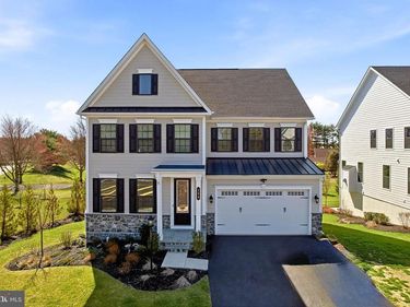 200 MAYFIELD LANE , NEWTOWN, PA 18940