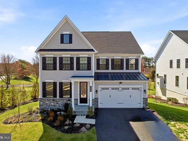 200 MAYFIELD LANE , NEWTOWN, PA 18940