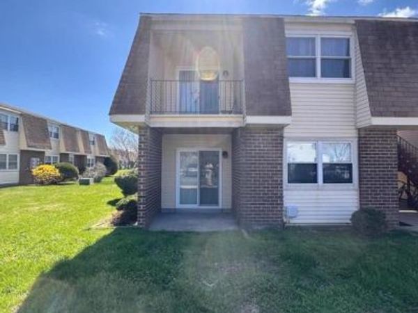 13 -6 FLORENCE TOLLGATE, Unit 6, BURLINGTON, NJ 08016
