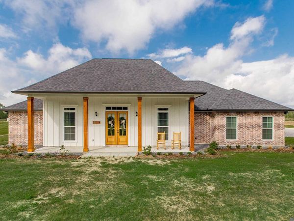 20204 Palmer Rd, Livingston, LA 70754