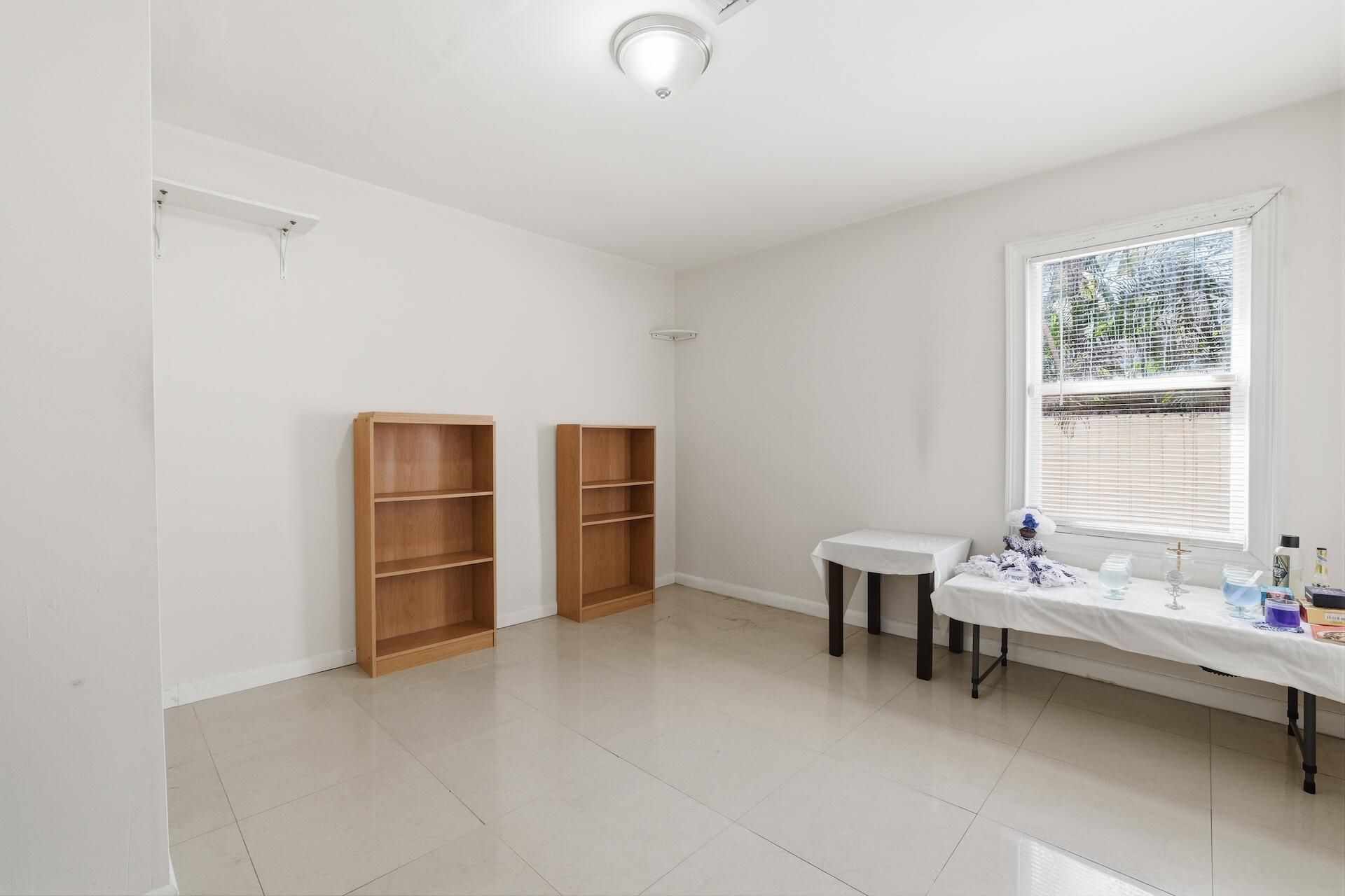 6600 Garden Avenue, West Palm Beach, FL 33405 Photo