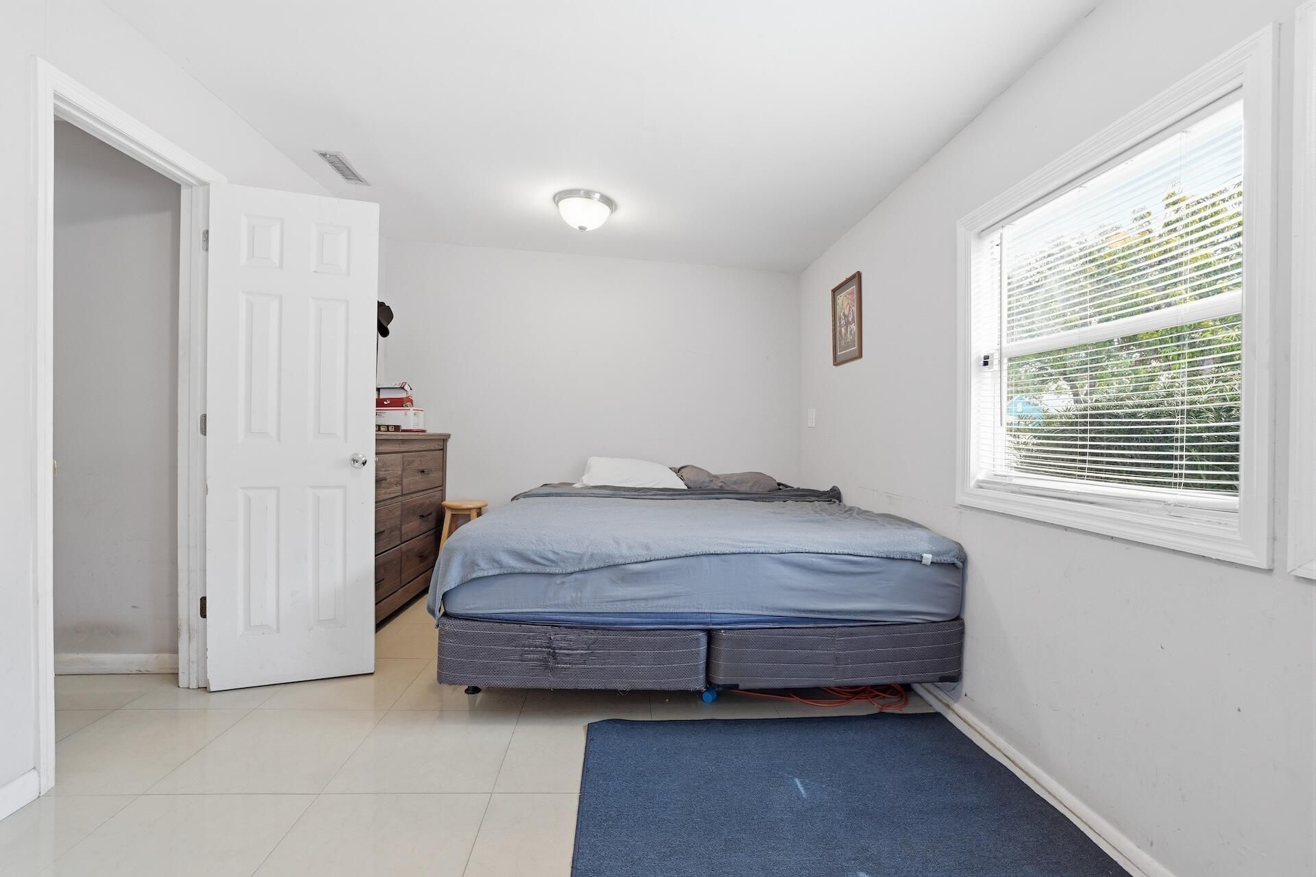 6600 Garden Avenue, West Palm Beach, FL 33405 Photo