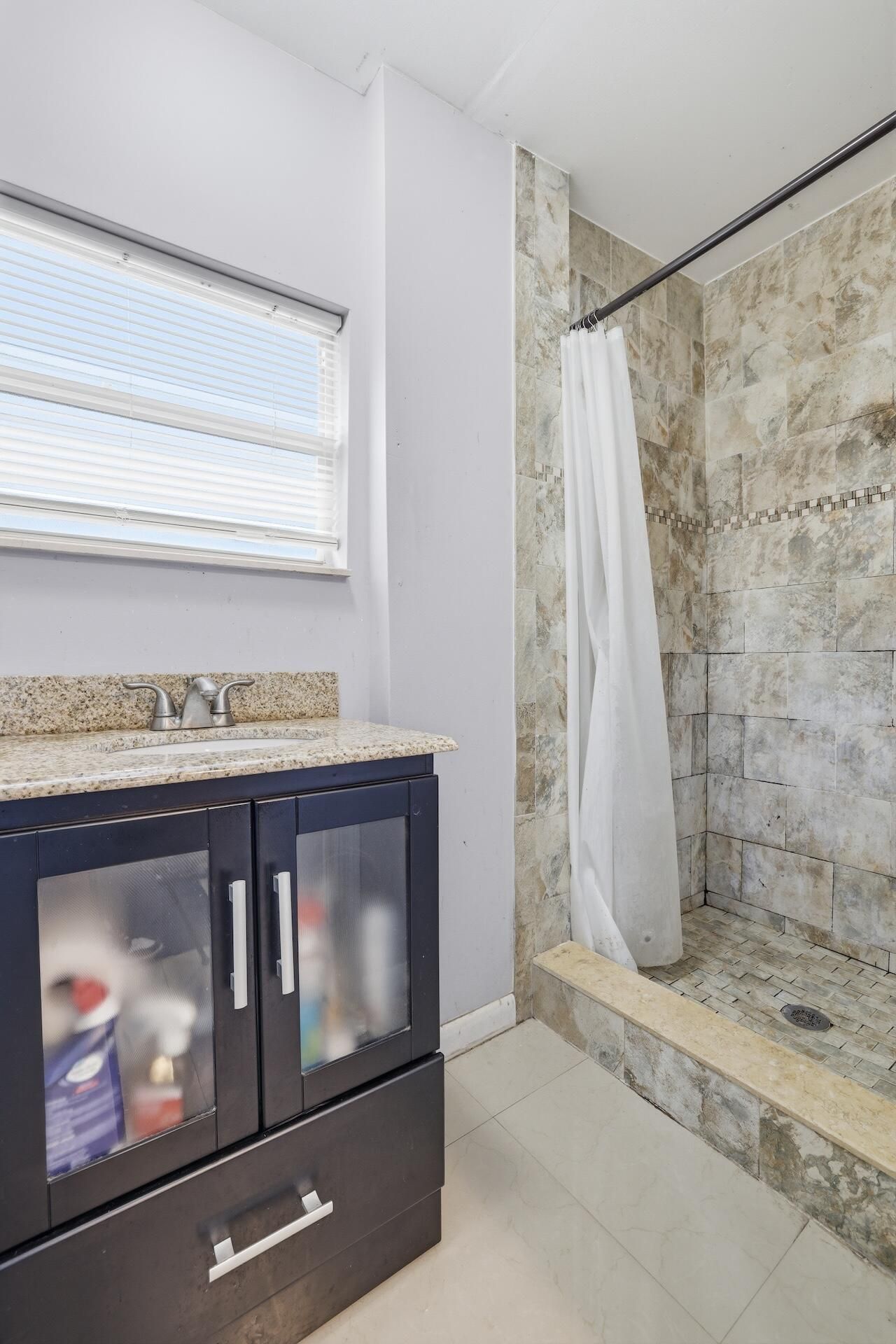 6600 Garden Avenue, West Palm Beach, FL 33405 Photo