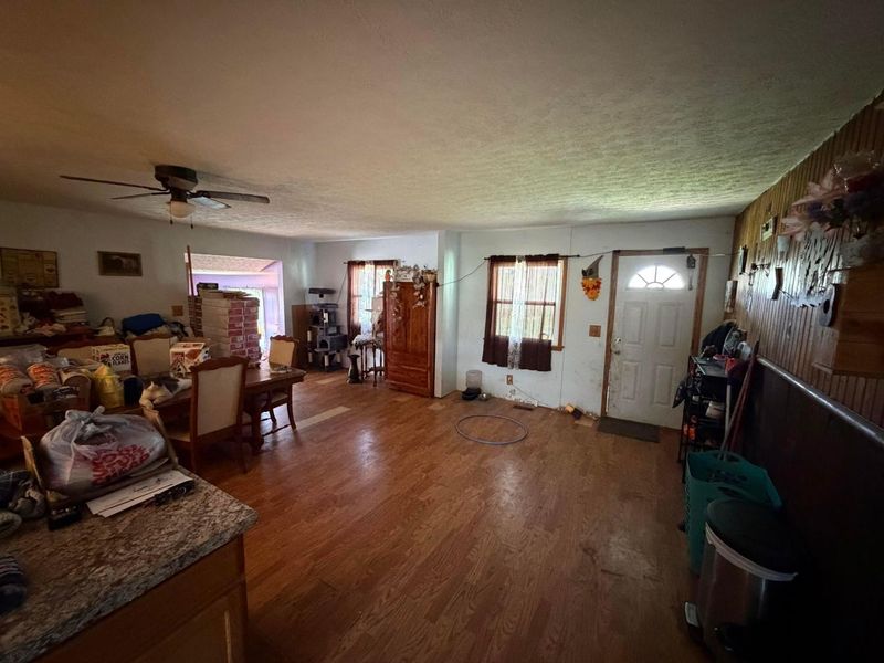 12519 Pleasant Valley Road, Rockbridge, OH 43149 Photo 3