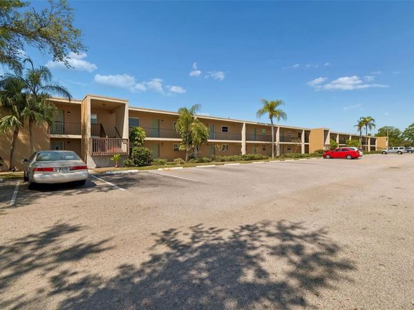 12300 PARK BOULEVARD, Unit 221, SEMINOLE, FL 33772