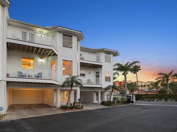 103 SHOALS CIRCLE , NORTH REDINGTON BEACH, FL 33708