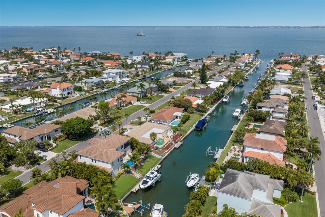 510 Bowsprit Lane, Longboat Key, FL 34228 Photo