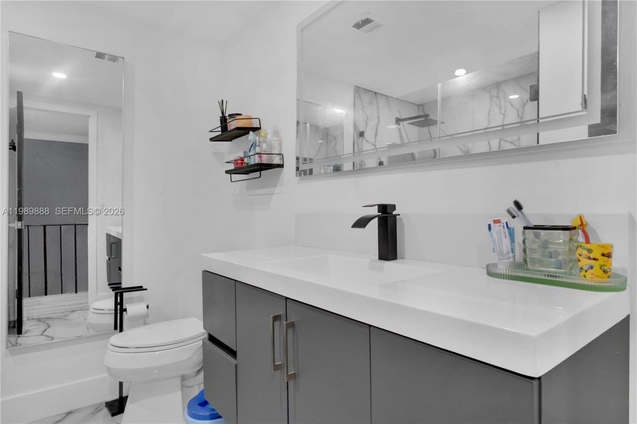 9956 SW 88th St, Unit 128-1, Miami, FL 33176 Photo