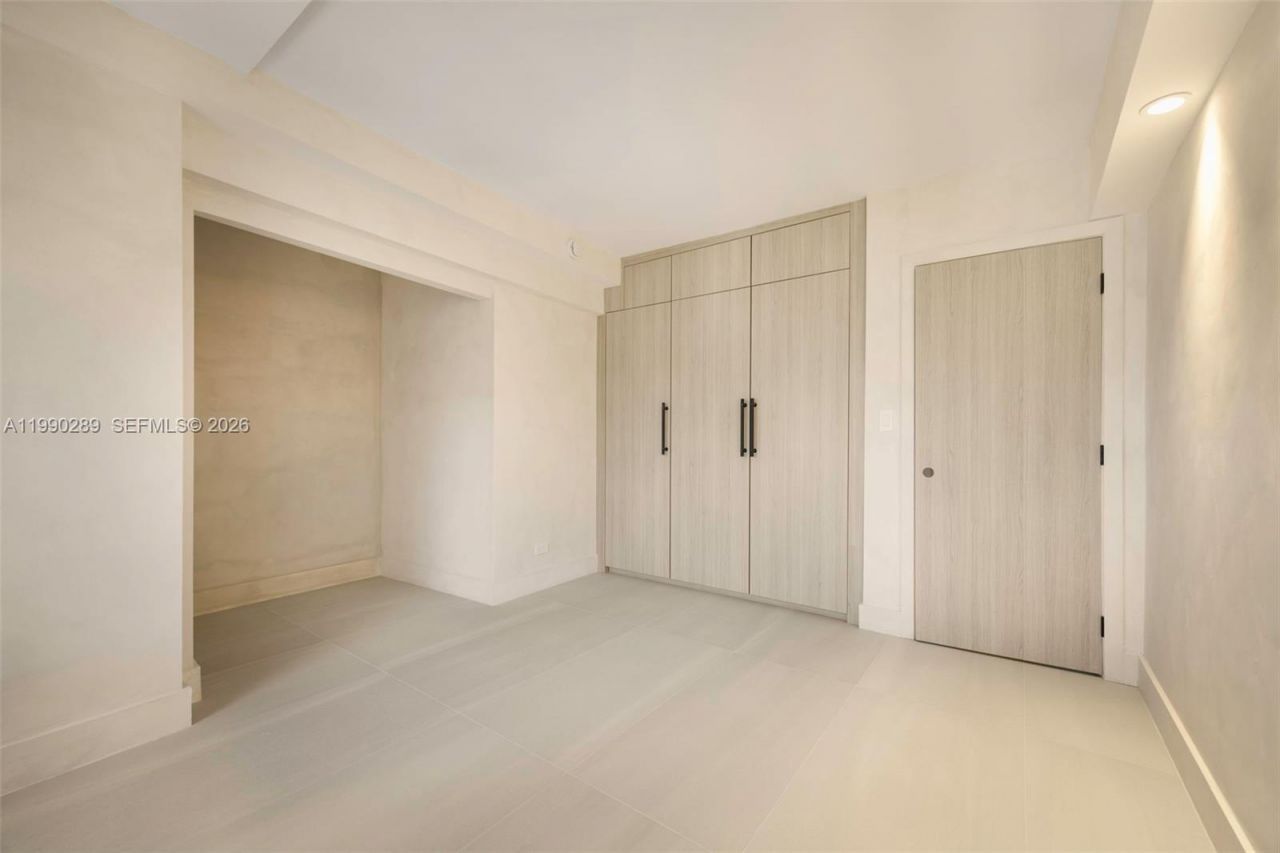 2301 Collins Ave , Unit 526, Miami Beach, FL 33139 Photo