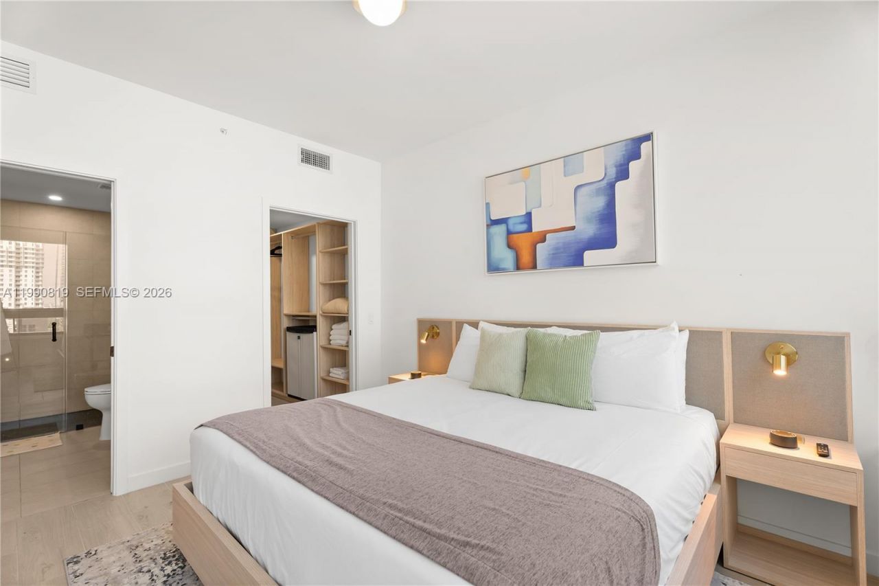 225 N Miami Ave, Unit 1003, Miami, FL 33128 Photo