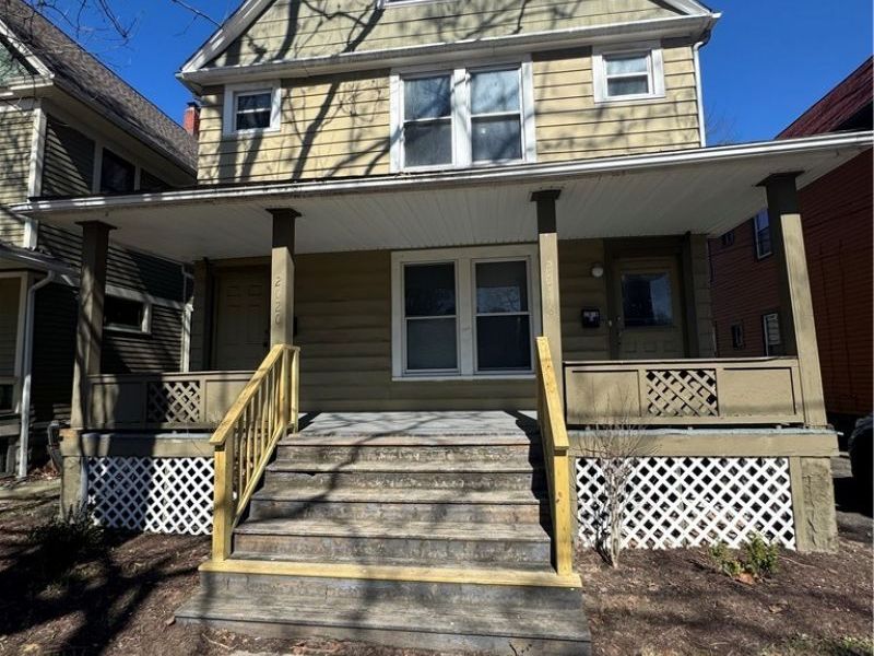 2020 Corning Avenue, Cleveland, OH 44109 Photo 1