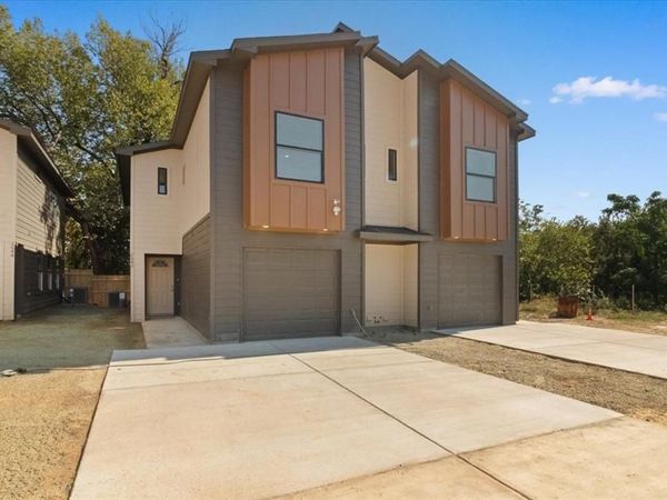 2644-46 Hutchinson Street , Fort Worth, TX 76106