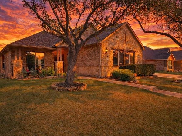 917 White Porch Avenue , Forney, TX 75126