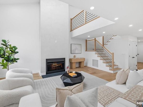 370 French Court, TEANECK, NJ 07666