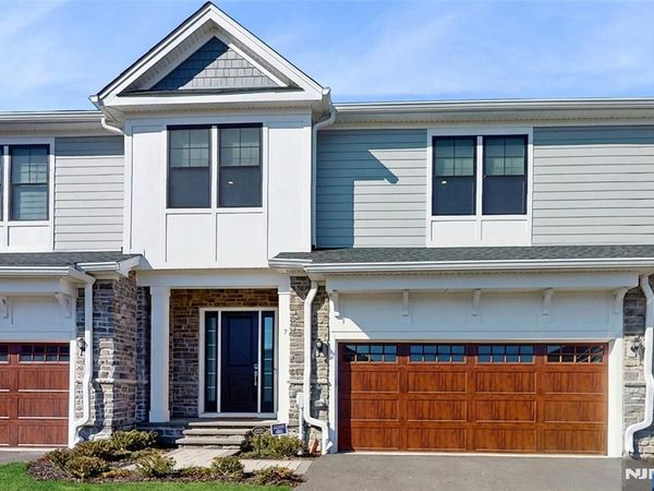 7 Saint Andrews Circle, RIVERVALE, NJ 07675