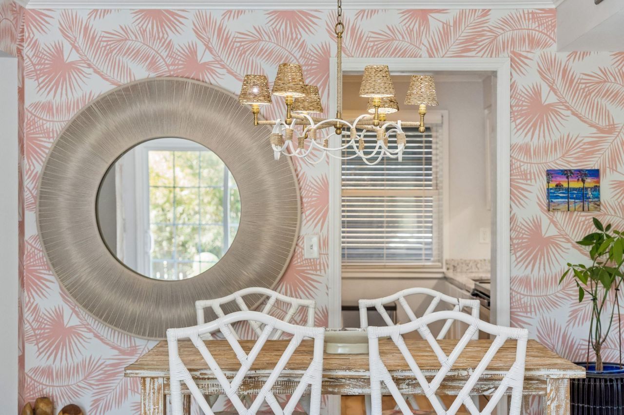 759 Center Street Photo 17