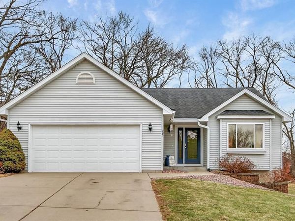 305 Arbor Hills Circle, Eau Claire, WI 54703