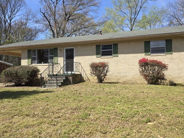 633 Melton Ave, Dyersburg, TN 38024
