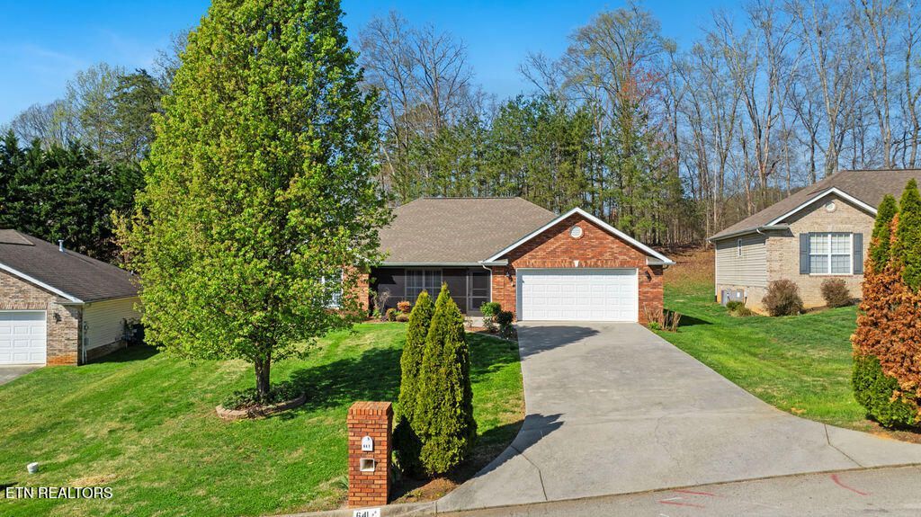 641 Marston Lane, Knoxville, TN 37920 Main Photo