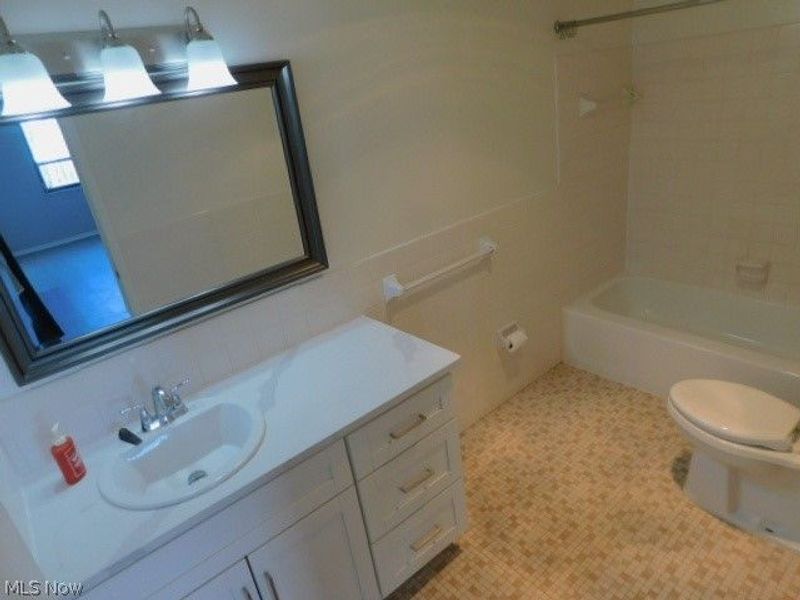 3400 Wooster Road, Unit 618, Rocky River, OH 44116 Photo 13