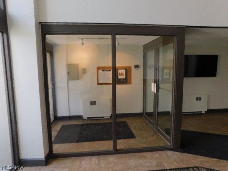 3400 Wooster Road, Unit 618, Rocky River, OH 44116 Photo 3