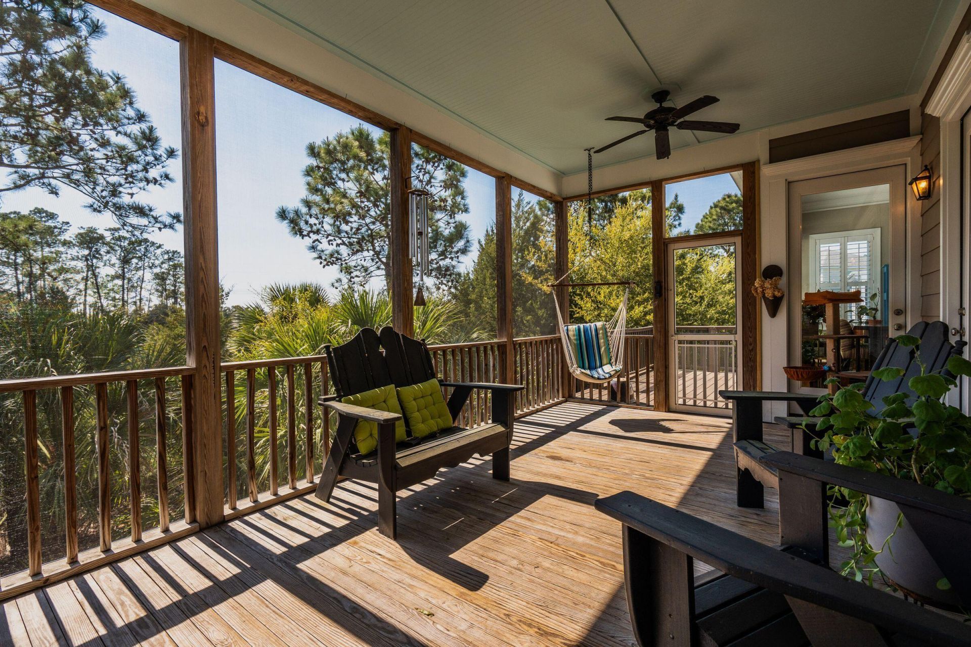 1828 Delacourt Avenue Photo 29