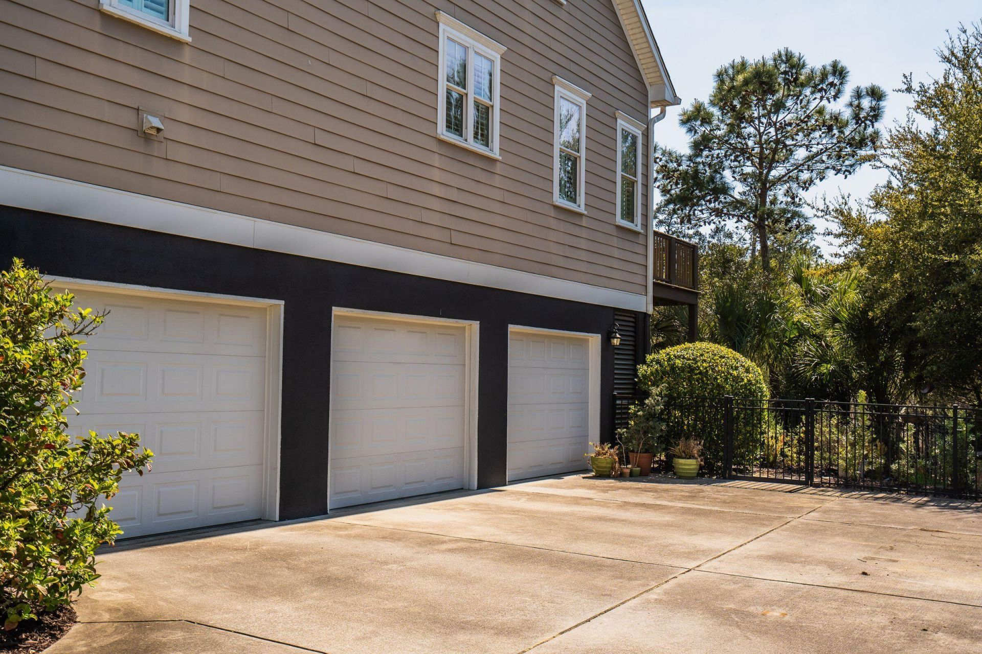 1828 Delacourt Avenue Photo 36