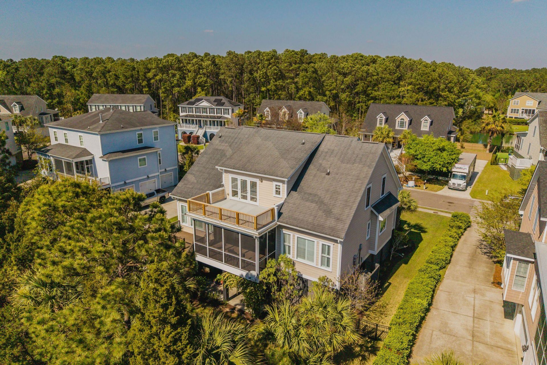 1828 Delacourt Avenue Photo 38