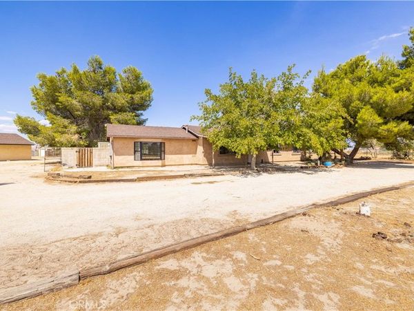 38617 95th Street E, Palmdale, CA 93591