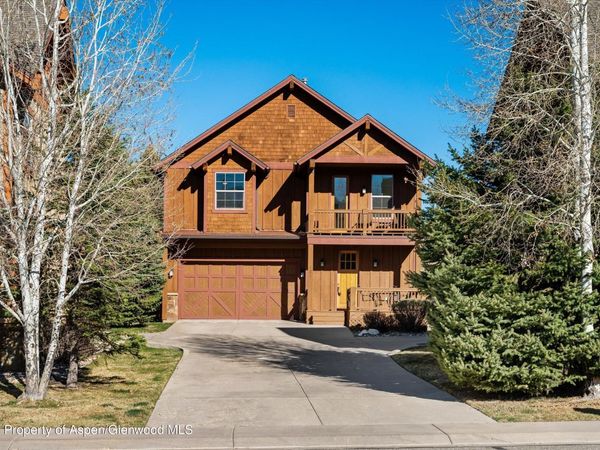 121 White Horse Drive, New Castle, CO 81647