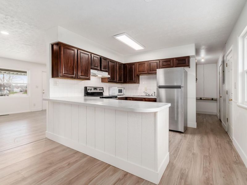 5301 Negley Court, Columbus, OH 43232 Photo 17