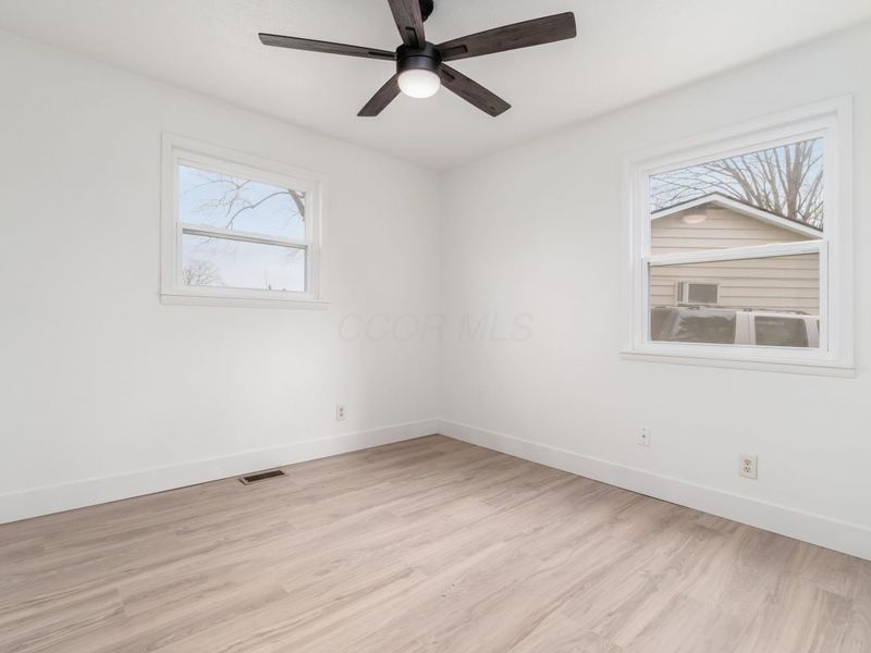 5301 Negley Court, Columbus, OH 43232 Photo 33