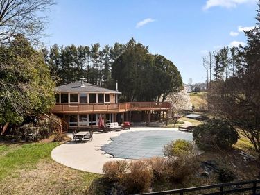 10803 CREST HILL ROAD, MARSHALL, VA 20115