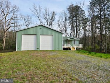 2256 MAON ROAD, FARNHAM, VA 22460