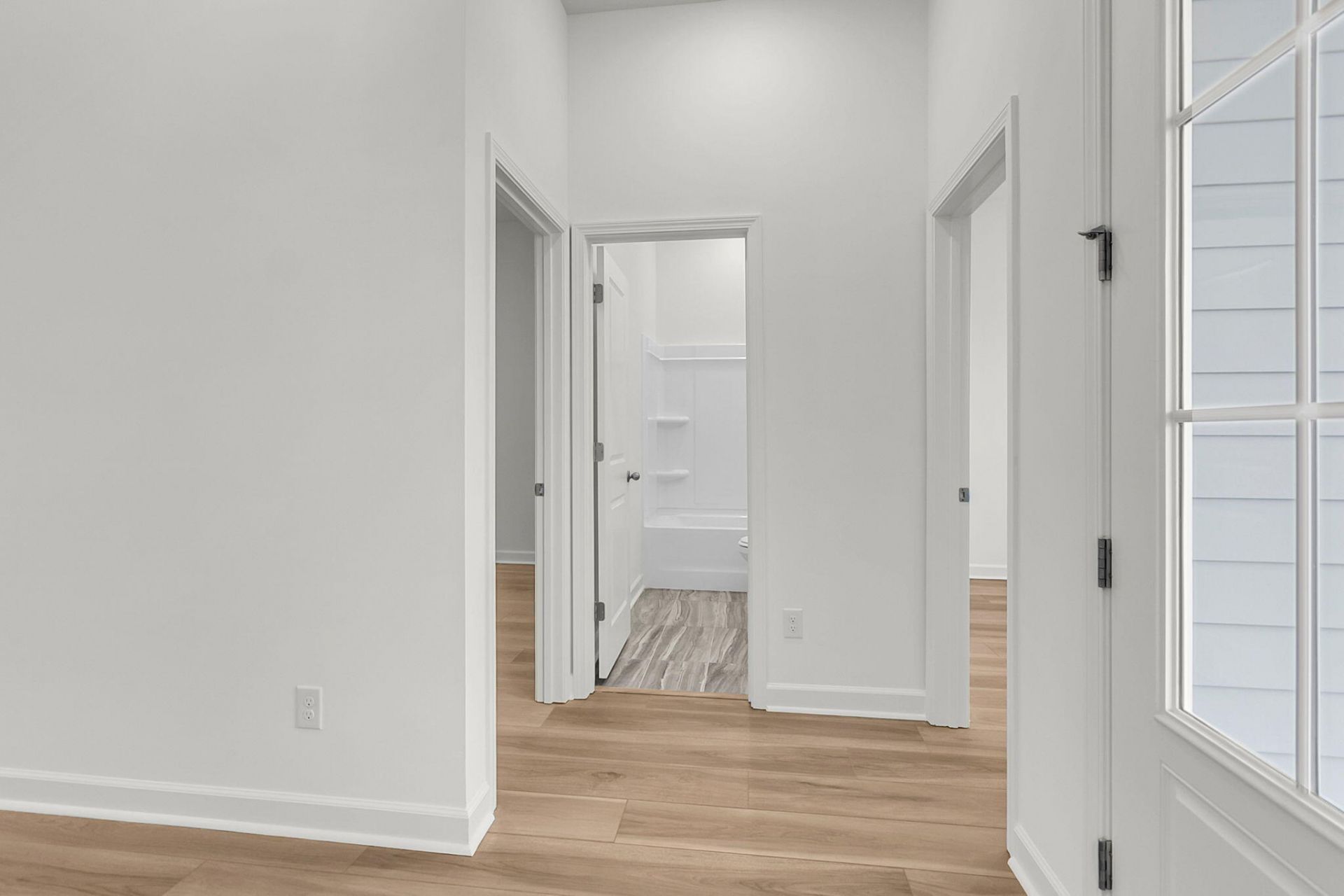777 Blueway Avenue Photo 25