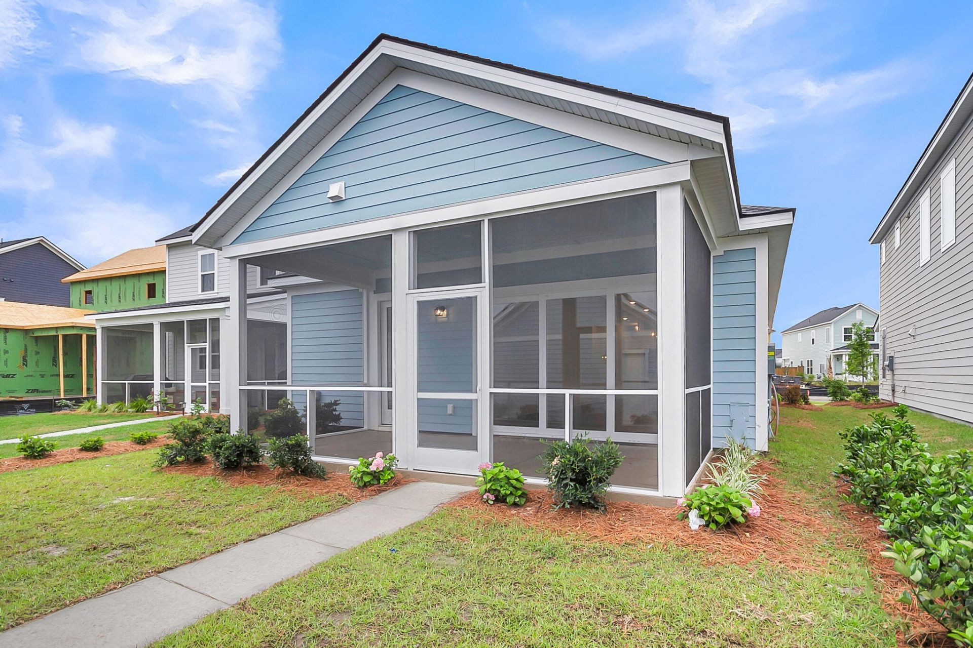 777 Blueway Avenue Photo 35
